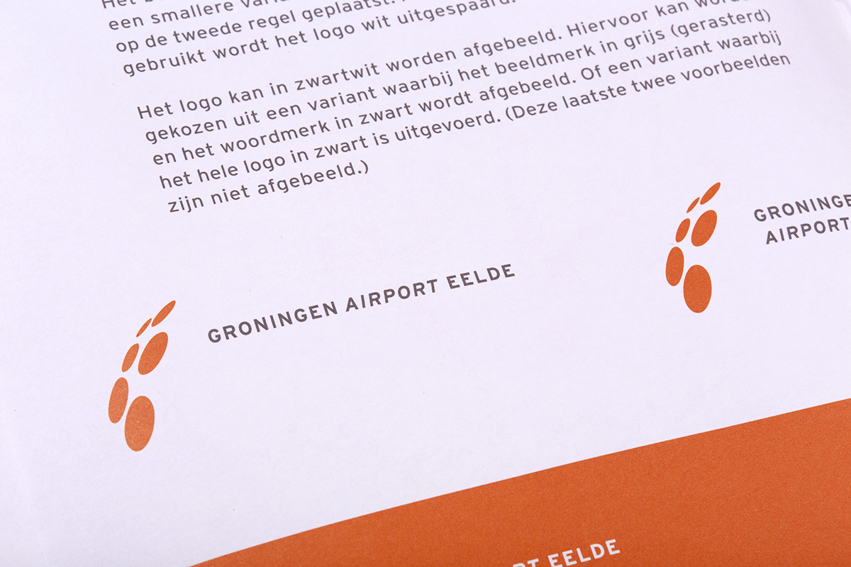 groningen airport-eelde-huisstijl-intro-folder-logo