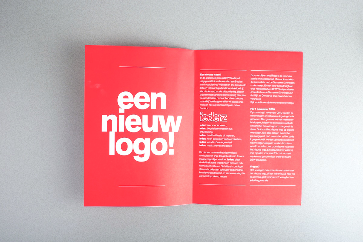 iederz naam-presentatie-folder-nieuw-logo